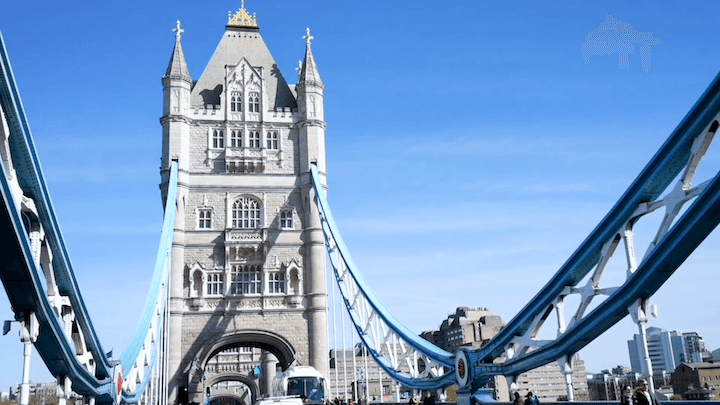 イギリス　ロンドン　タワーブリッジ　写真